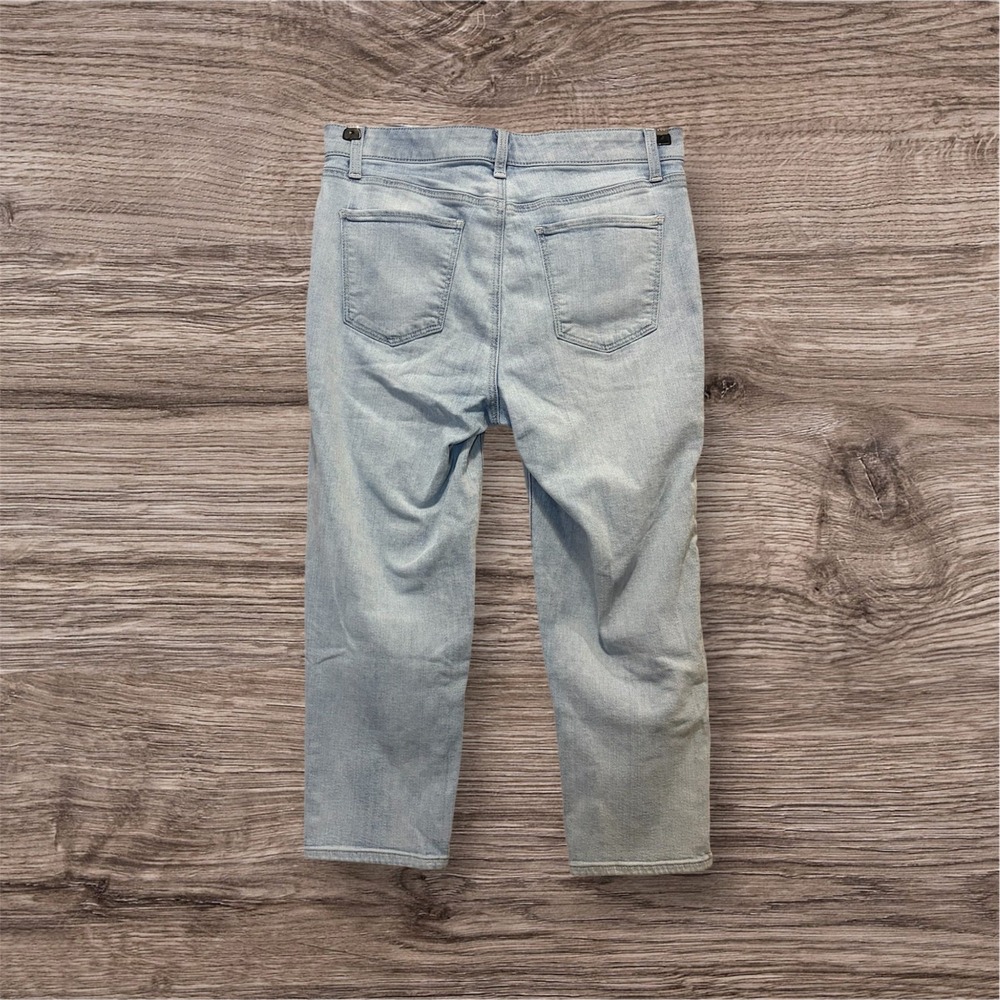 Talbots Straight Leg Crop Jean Womens 10P Light Wash Capri Stretch Denim Classic - Picture 2 of 14